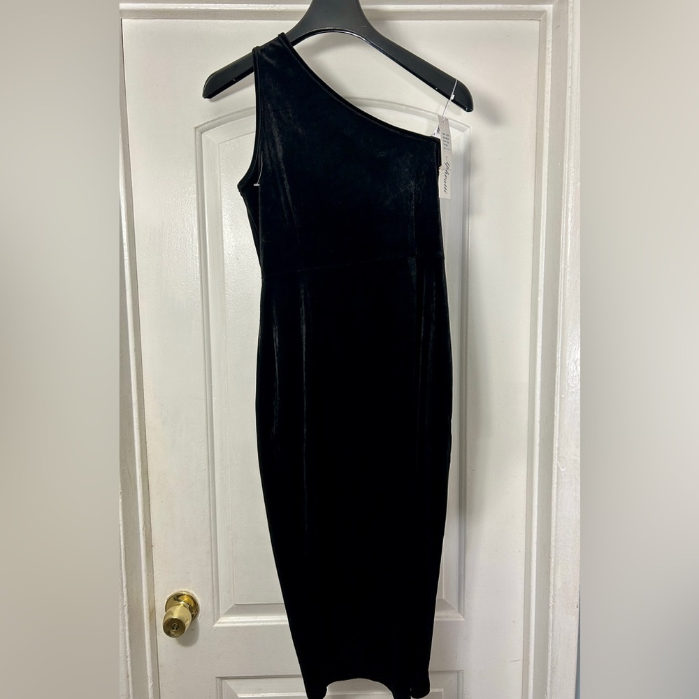 Black One-Shoulder Sheath Cocktail Dress